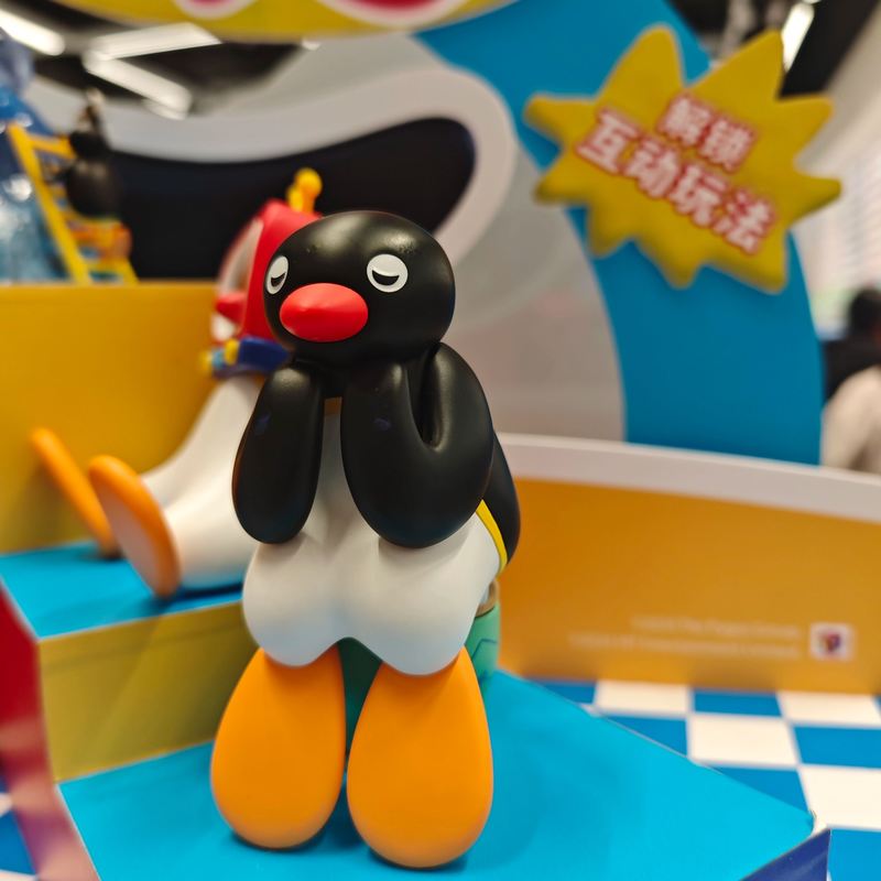 صندوق مفاجآت بتصميم البطريق ال - مراجعة Kids Toys Sale وسعره